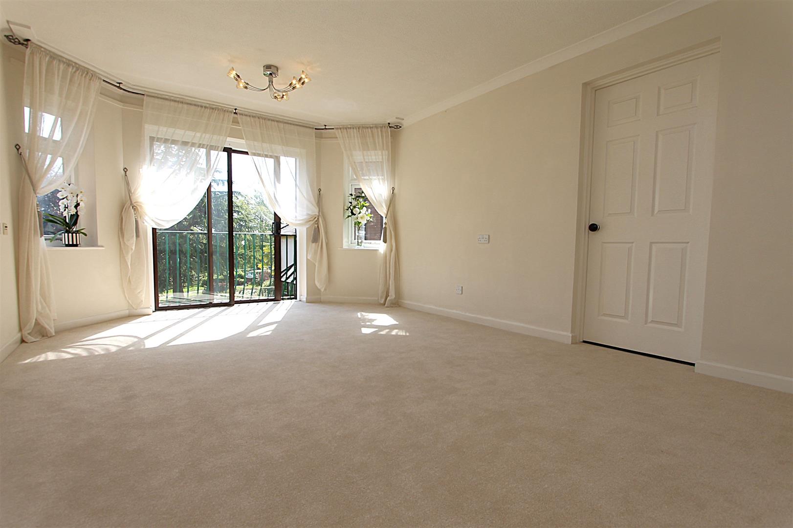 1 bed property in Austcliffe Lane, Kidderminster